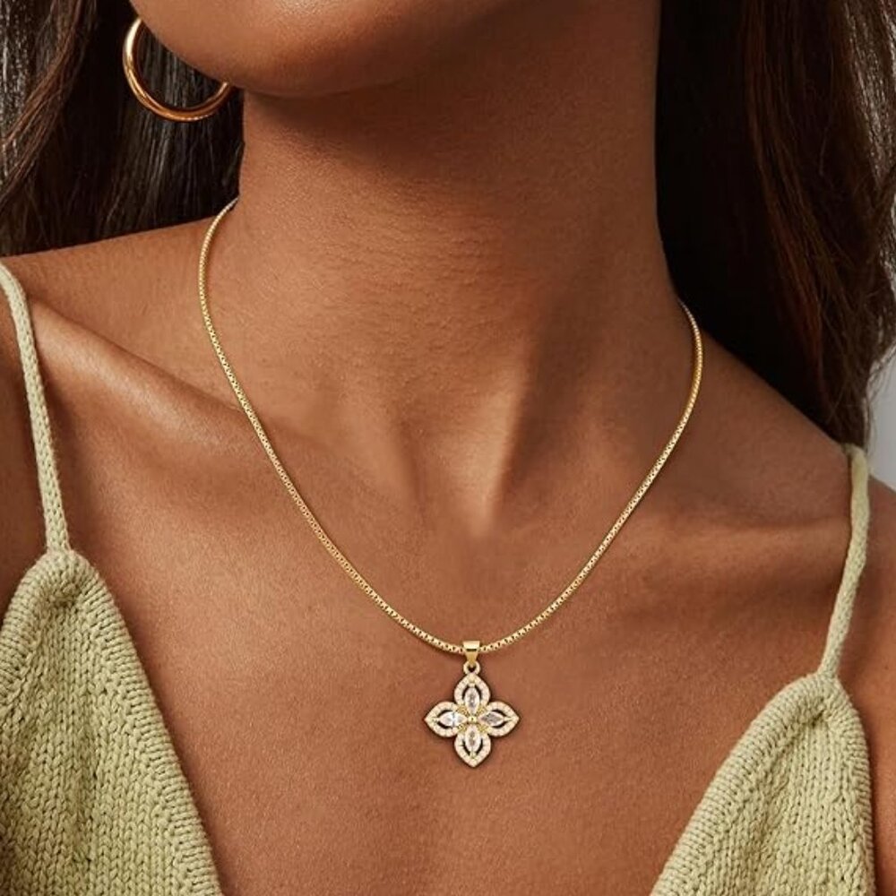 Crystal Clover 18K Gold Plated Cubic Zirconia NWB